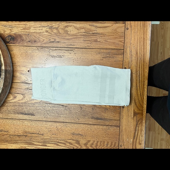 EMBRACE SIMPLY TAUPE BIKER SHORTS - Picture 6 of 6